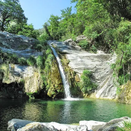 Giallo - Ptb152 By Interhome *